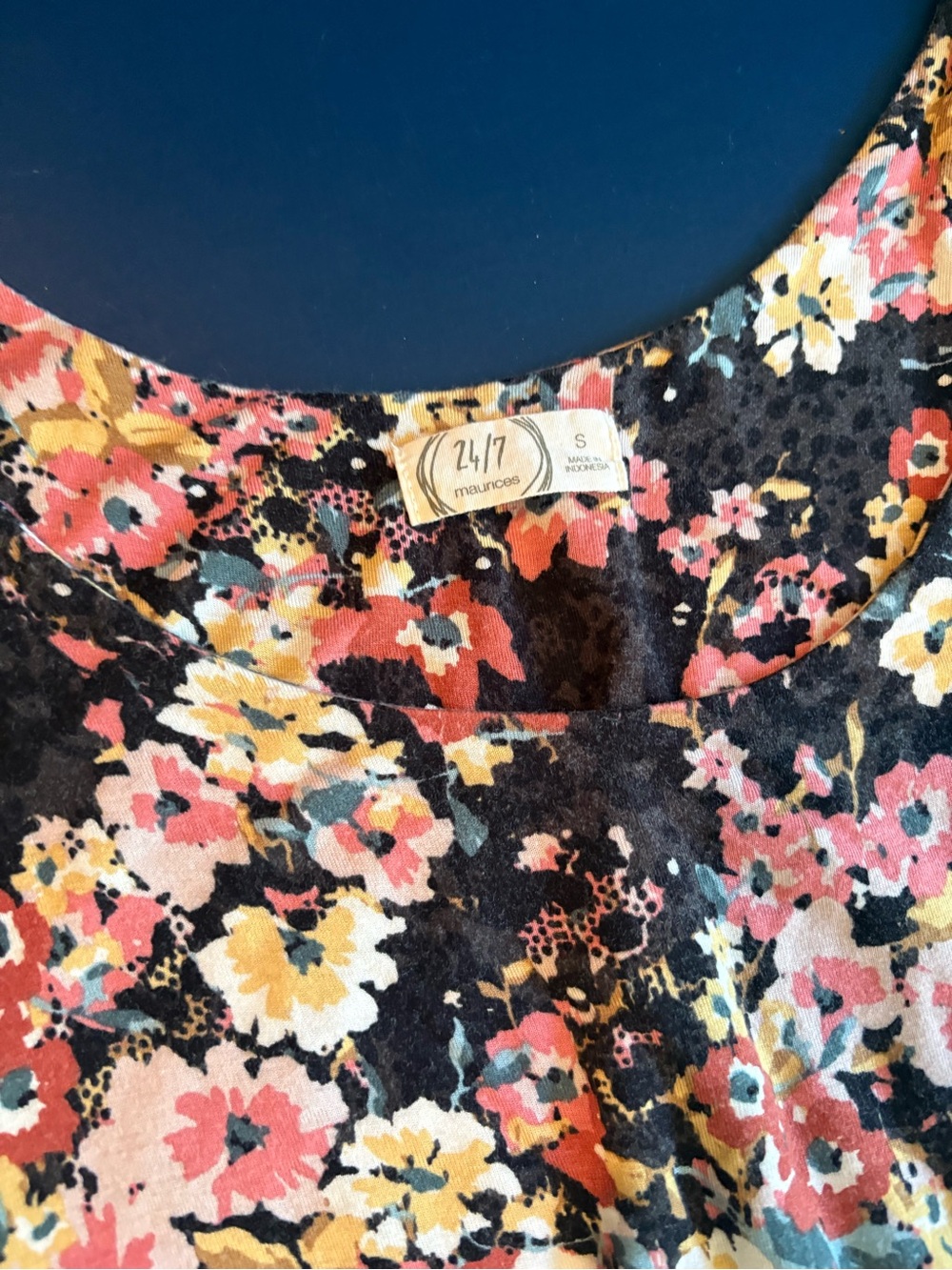4 short dresses . 24/7 Mavi & Co. Floral Scoop Neck Top - Multi